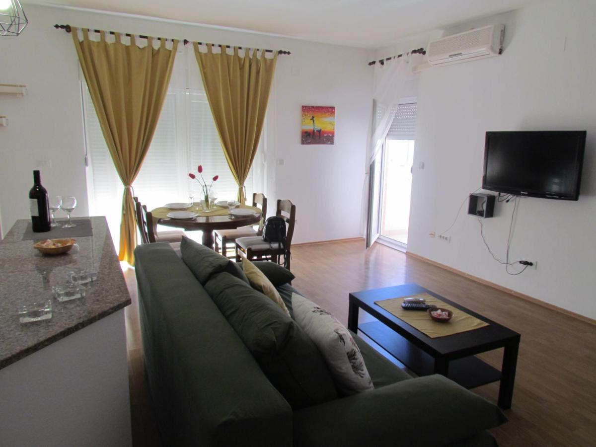 Apartman Petra Kastela Exterior photo